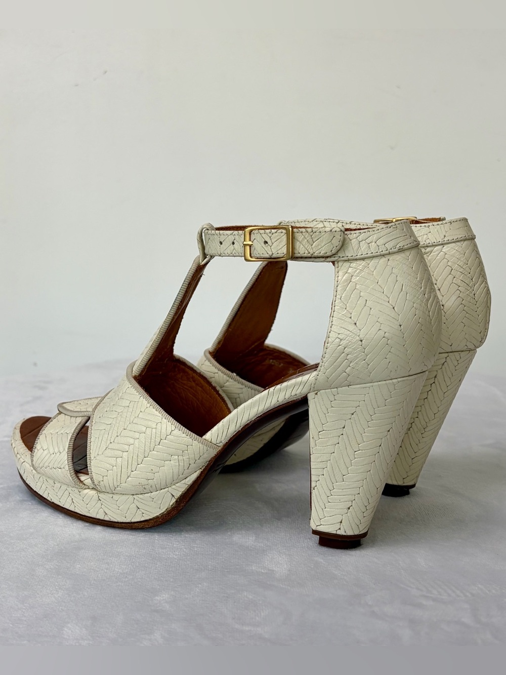Chie Mihara Braided Leather T-Strap Heels, Cream, 36, EUC - Picture 4 of 12